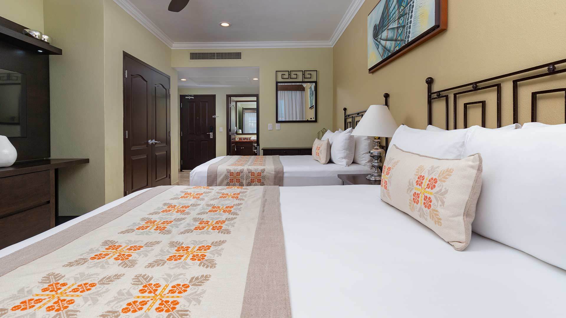 Two Bedroom Ocean View - two-bedroom-suite-14.jpg