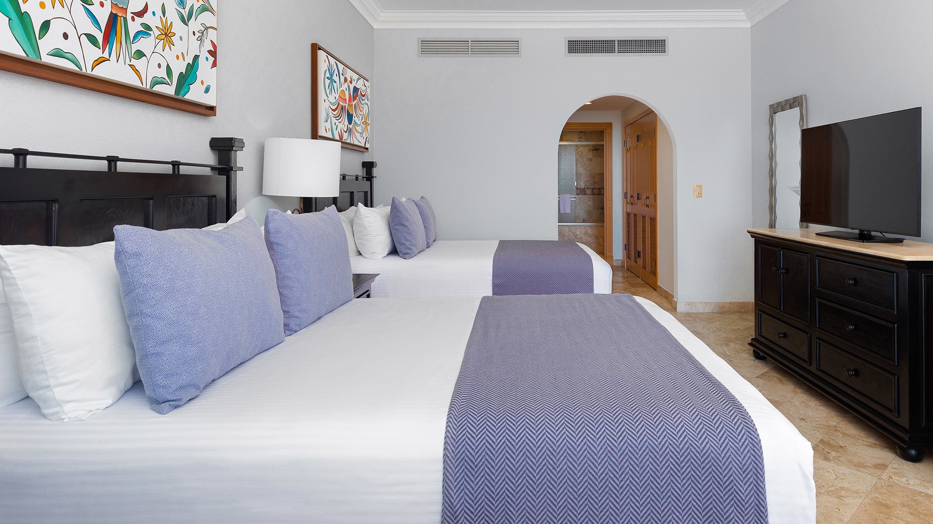 Two Bedroom Suite. - two-bedroom-suite-10.jpg