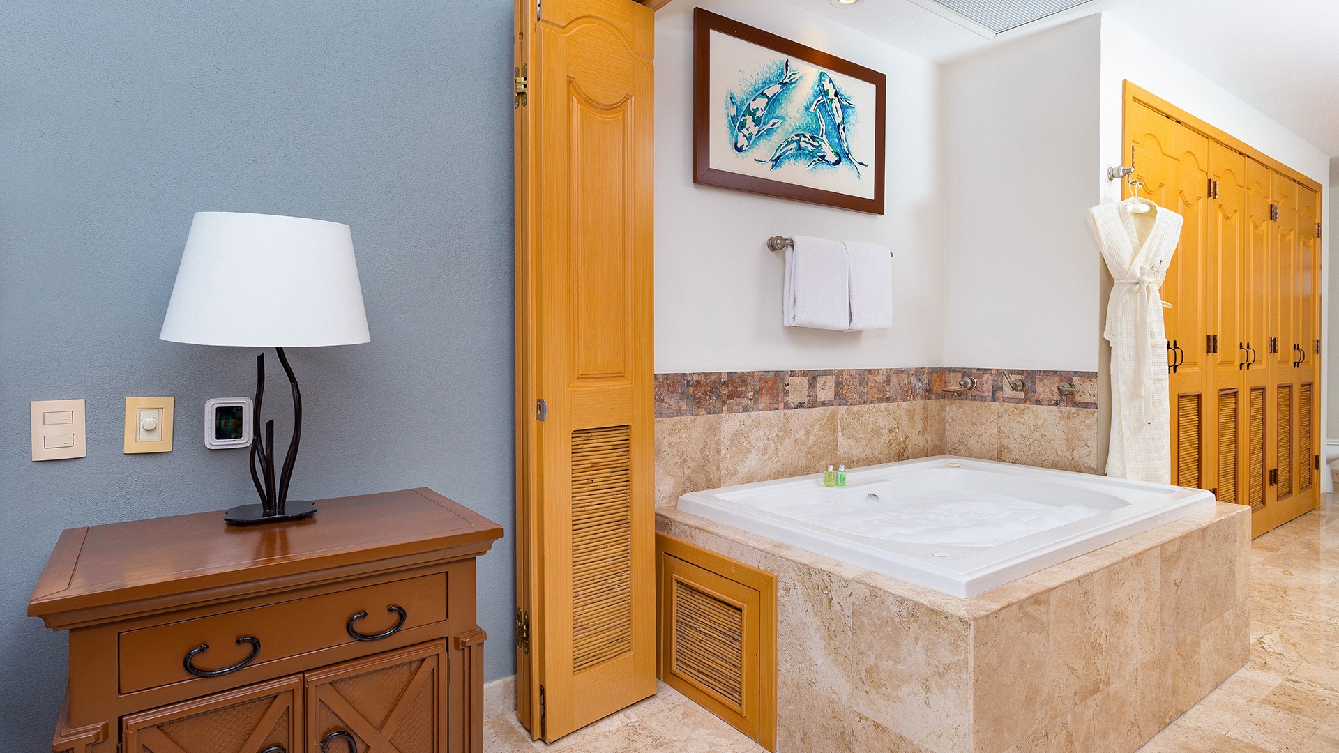 Two Bedroom Suite. - two-bedroom-suite-6.jpg