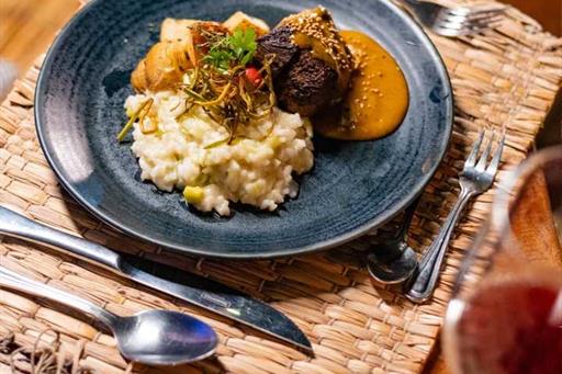 whatsapp image 2024-05-10 at 11.37.21 (2).jpeg