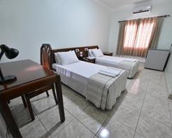 Quarto Duplo camas de Solteiro