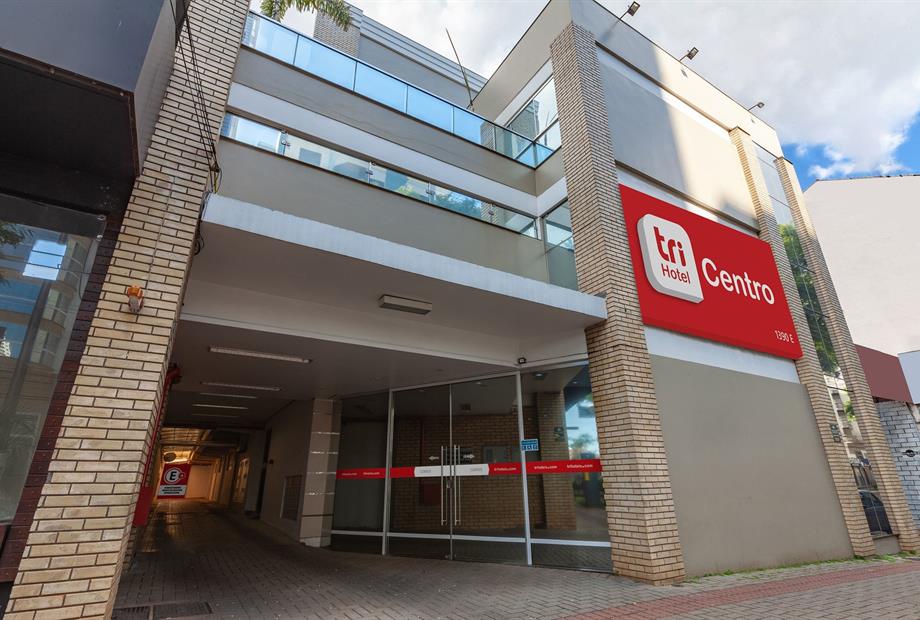 fachada-centro-chapeco-002 (1).jpg