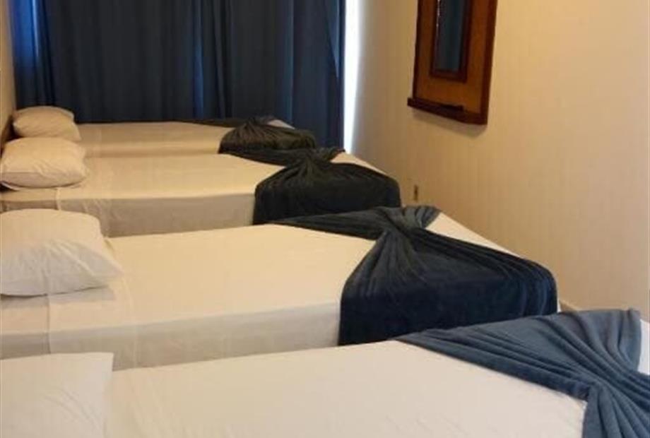 Suíte Família com Varanda-3.jpg