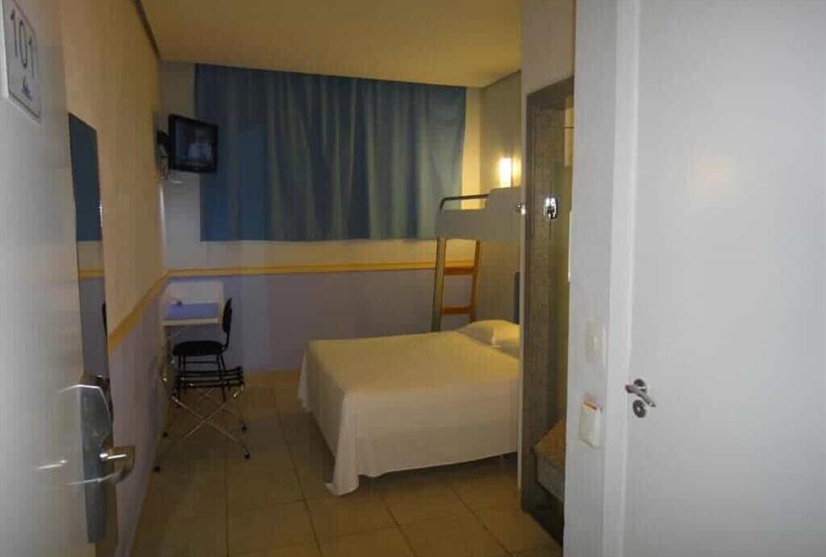 Quarto Triplo Econômico-1.jpg