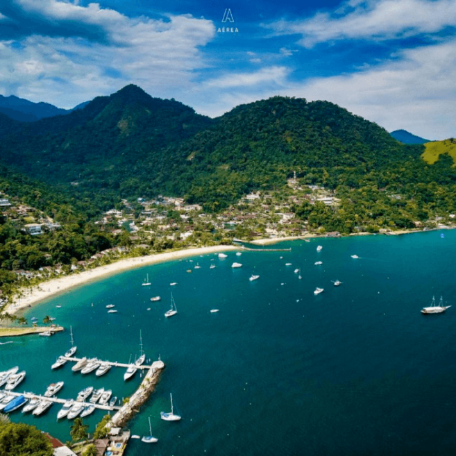 vista aéreo praia portogalo.png