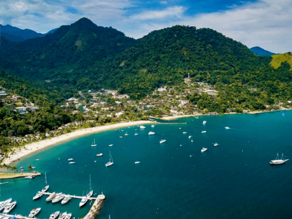 vista aéreo praia portogalo.png