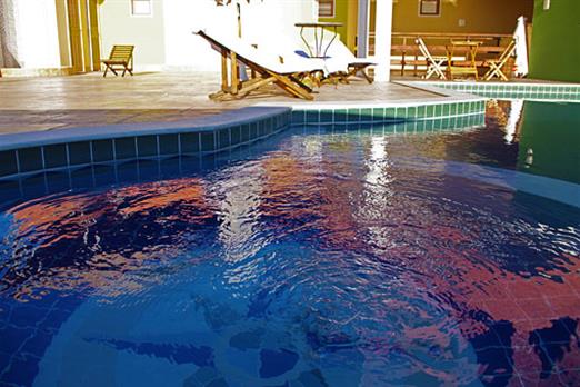 Piscina Pousada Latitude