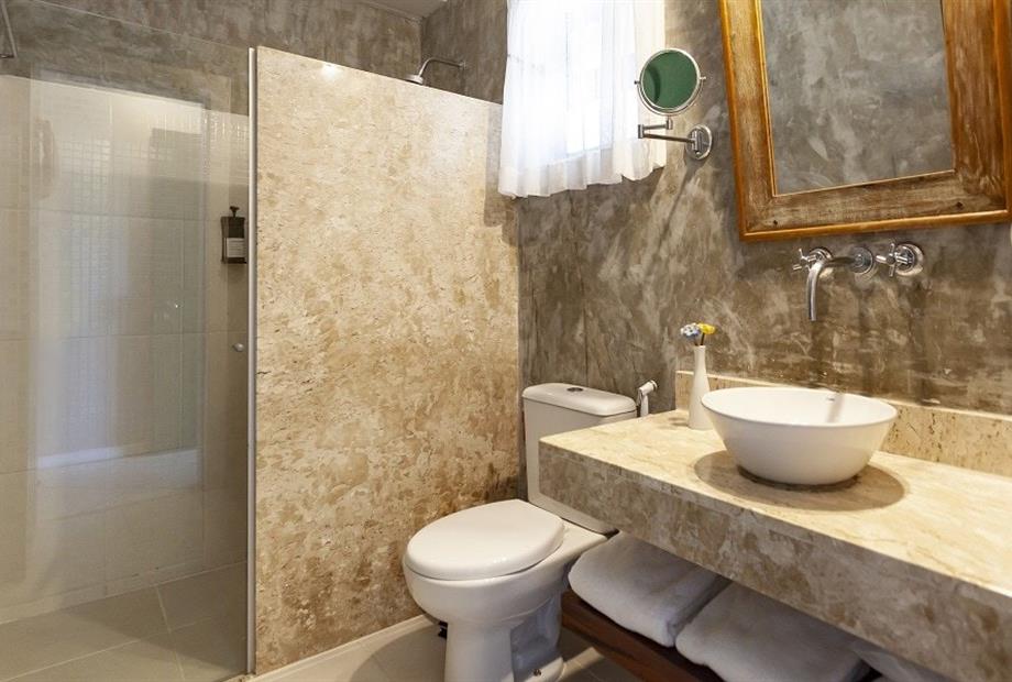banheiro premium omn.jpg