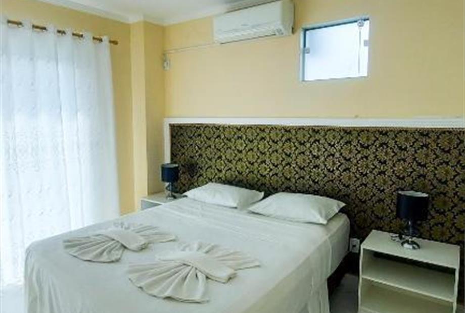 Suíte com Varanda-4.jpg