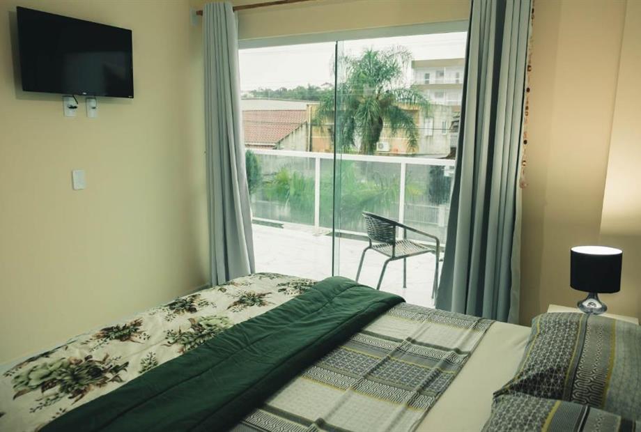 Suíte com Varanda-9.jpg