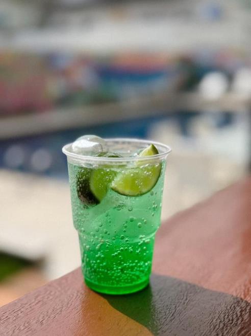 drink piscina.jpeg