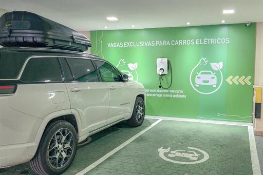 estacionamento omni del sol.jpg