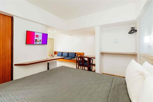 5y7a2179 (1) (2).jpg