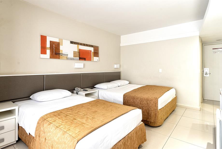 quarto 424 a hotel rafain.jpg