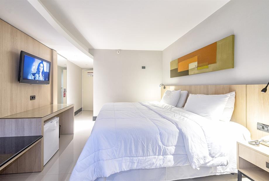 quarto 334 hotel rafaim.jpg