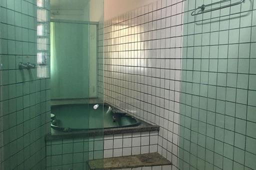 quarto com jacuzzi quarto 121 foto7.jpeg