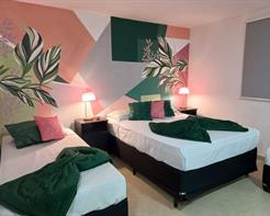 Quadruplo STD sem varanda - Cama casal + 2 camas twin