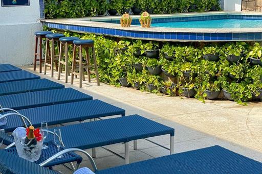 zpiscina aquecida.jpeg