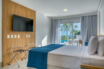 casal vista piscina.jpg