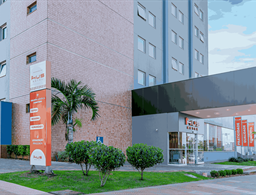 HUS HOTEL DOURADOS