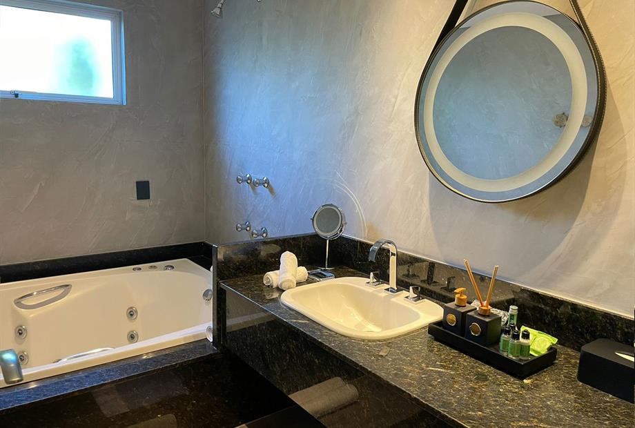 banheiro interior 2.jpg