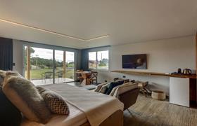Gabriel García Márquez (22) - Villa das Pedras do Hotel Fazenda Cainã
