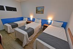 Econômico Triplo - Camas de Solteiro