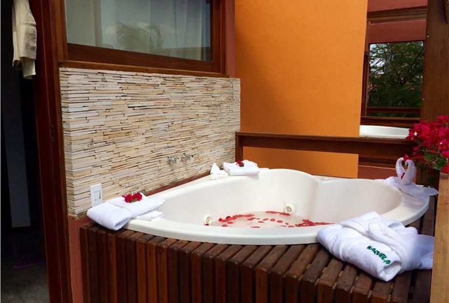 banheira hidromassagem.jpg