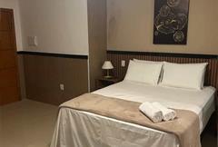 Suíte Deluxe com Banheira de Hidromassagem