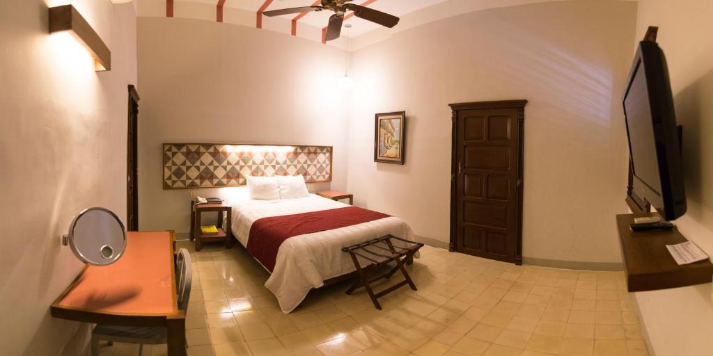 Quarto Superior com Cama King-size-2.jpg