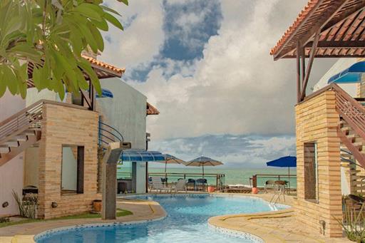 jardim e piscina.jpg