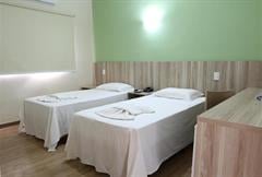 Quarto duplo solteiro ( 2 Camas de Solteiro)