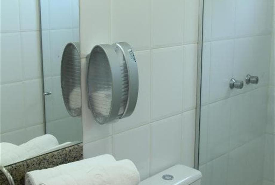 Quarto com 2 Camas de Solteiro-4.jpg