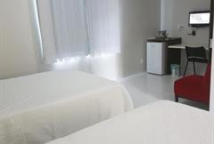 Quarto Triplo (2 Adultos + 1 Criança)