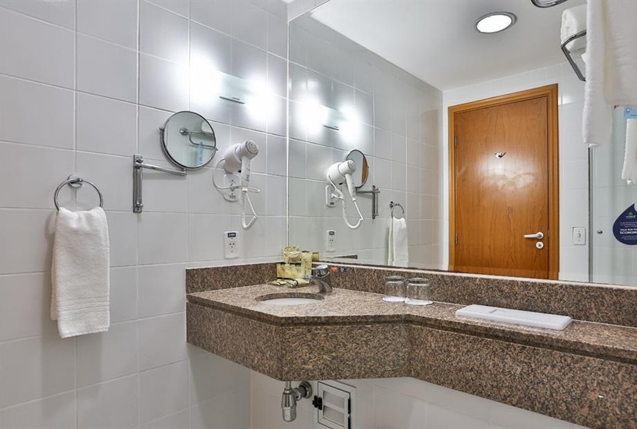 sesd - premium twin - banheiro (1).jpg