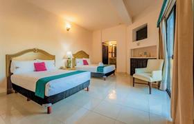 Deluxe Double 2 Double Beds of Maison del Embajador by Kavia