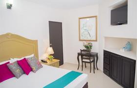Standard SGL 1 King Bed of Maison del Embajador by Kavia