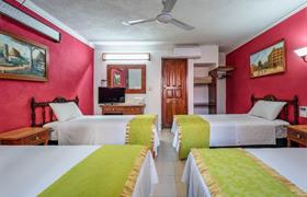 Quadruple Room of Hotel Santa Lucía by Kavia
