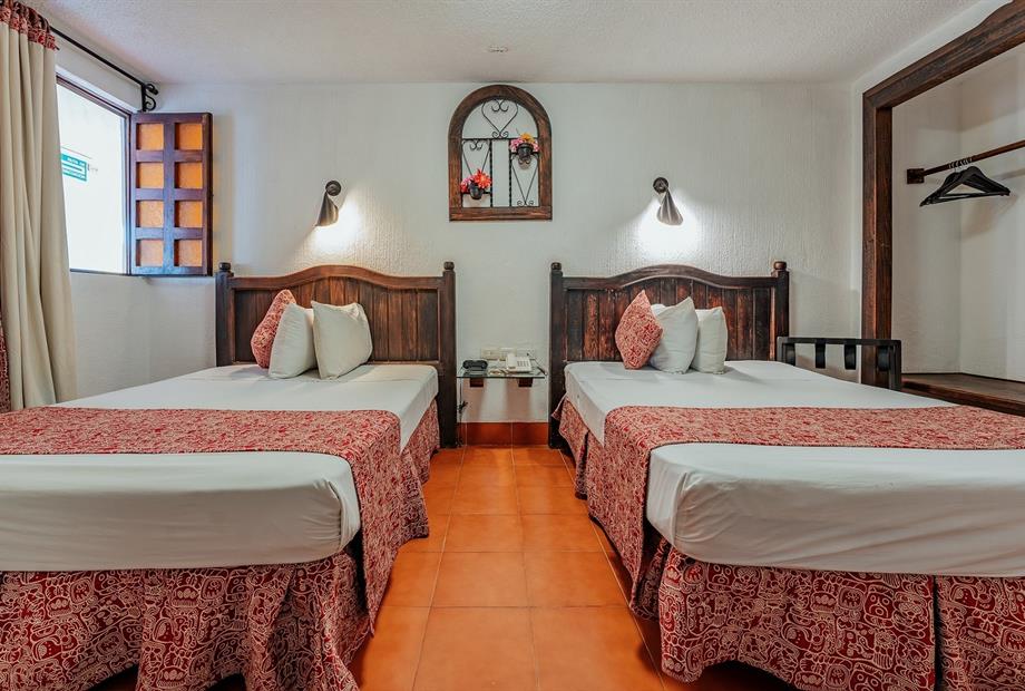 colonial standard3.jpg