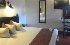 Colonial King Room of Hotel Maya Yucatan by Kavia