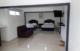 Standard Triple Room of Hotel El Cid by Kavia