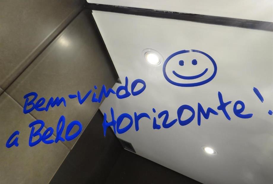 Quarto Deluxe com 2 Camas de Solteiro-5.jpg