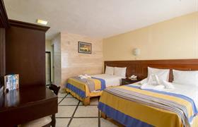 Double Room of Hotel Ambassador Mérida by Kavia