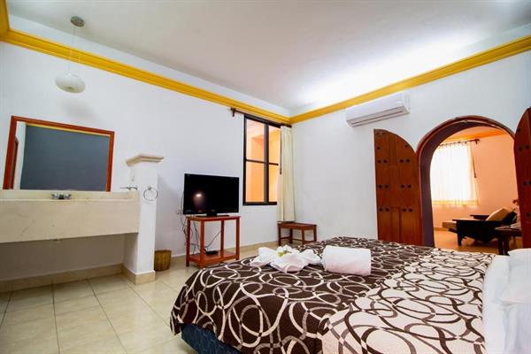 Photo 37 of Hotel Montejo by Kavia