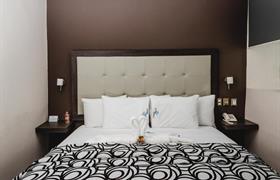 Standard King Room of Hotel Flamingo Merida by Kavia