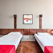 QUARTO DUPLO SOLTEIRO