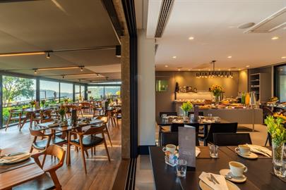 cafe chateau (4).jpg