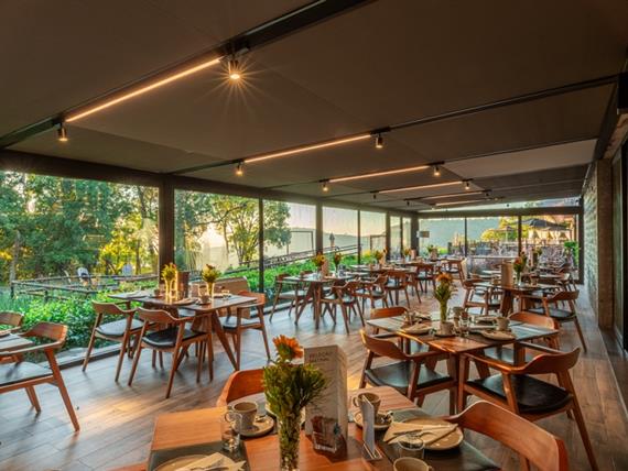 cafe chateau (8).jpg