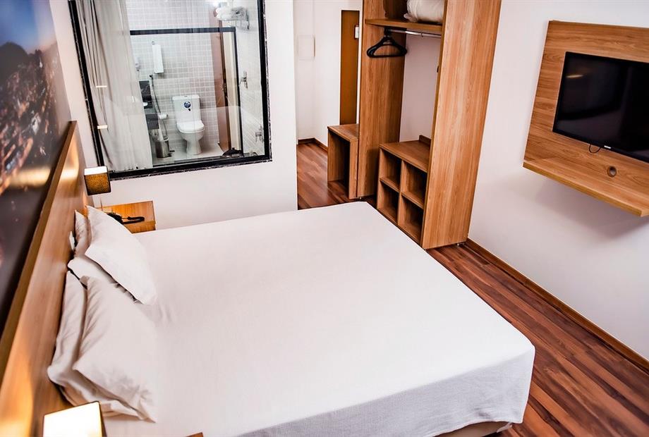 02 - apartamento master.jpg