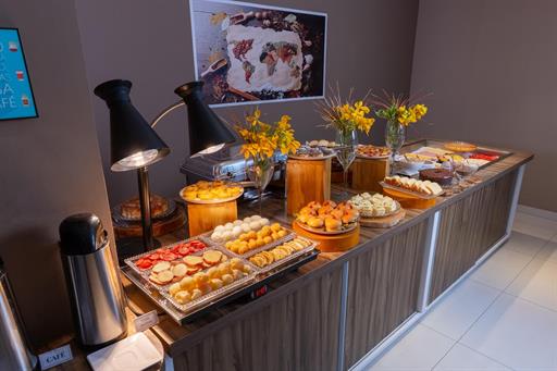 dsc08248-hdr.jpg
